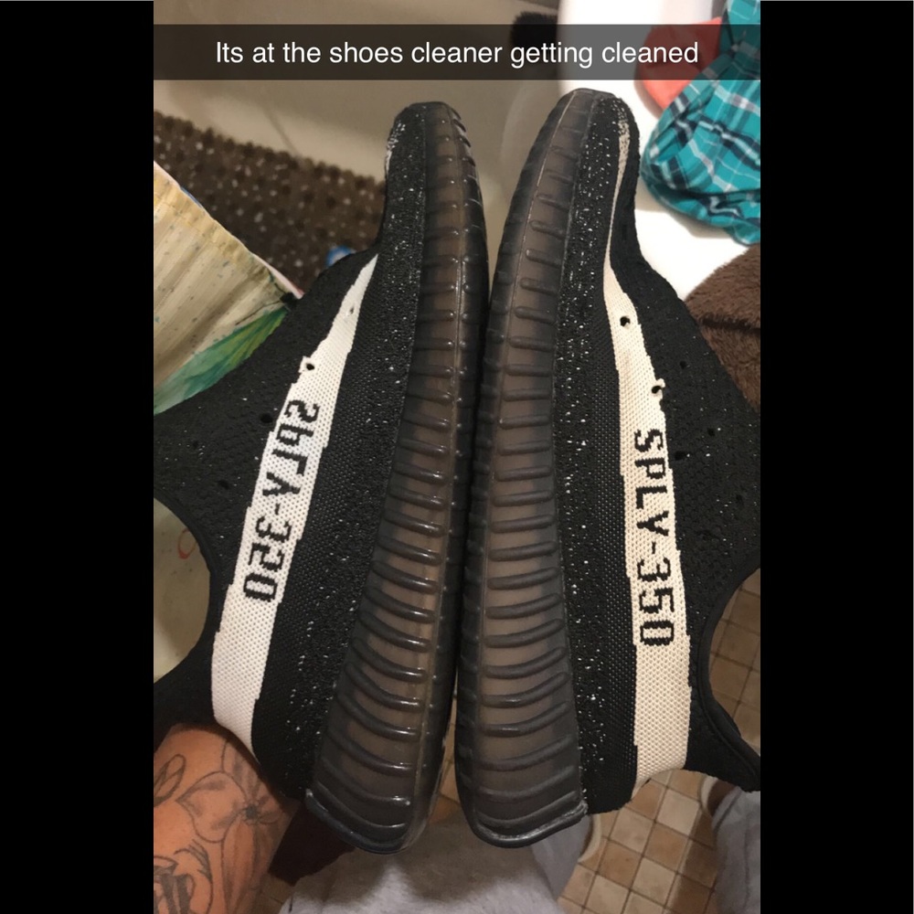 Adidas Mens Yeezy Boost 350 V2